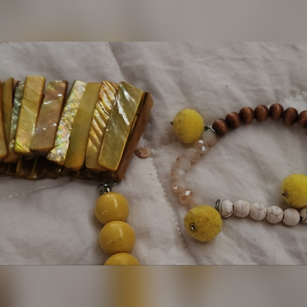 Costume Jewelry Lot - Picture 3 of 8